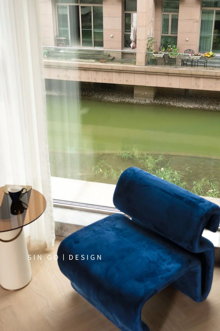 世茂湖滨现代温馨之家丨星杰国际设计-12