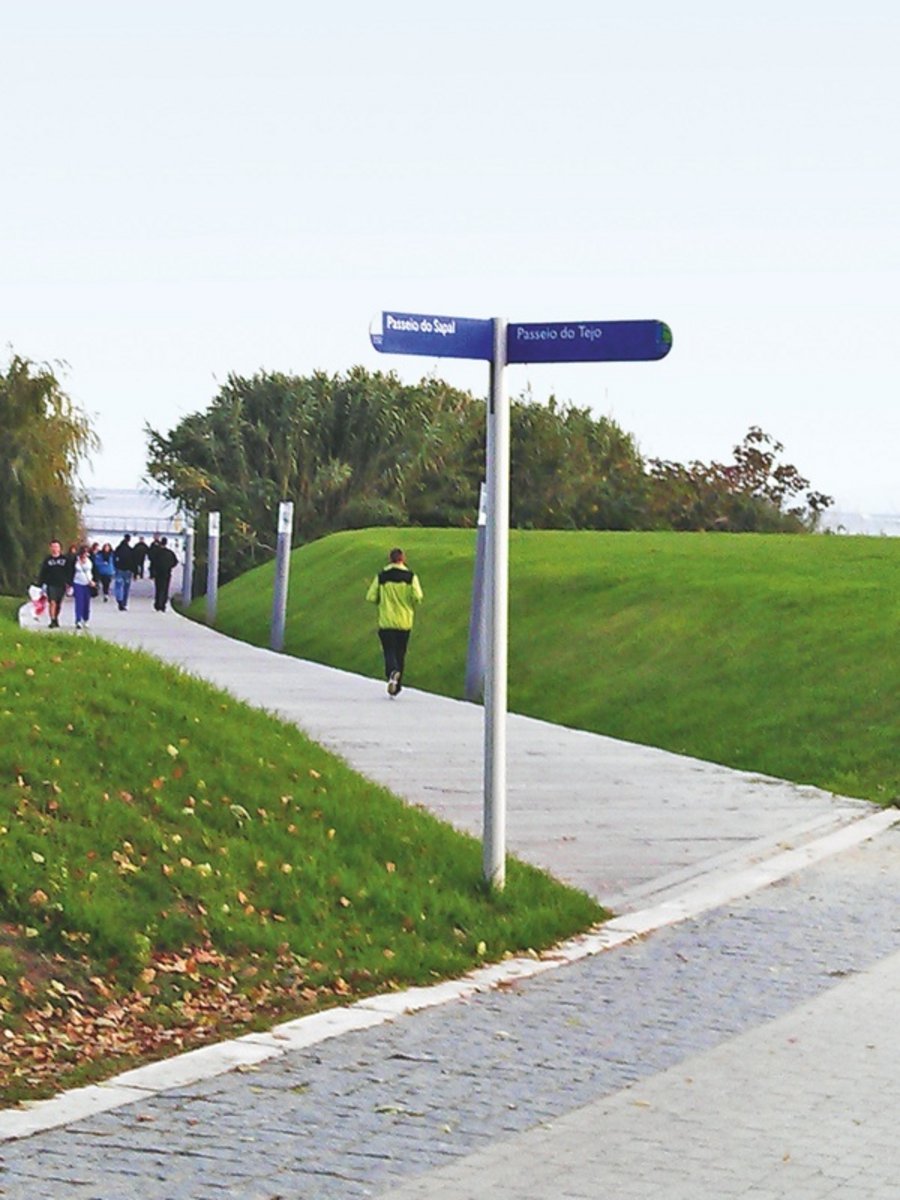 里斯本1998年世博会场地改造及城市更新项目丨葡萄牙里斯本丨多个规划小组（建筑师Nuno Portas等参与）-24