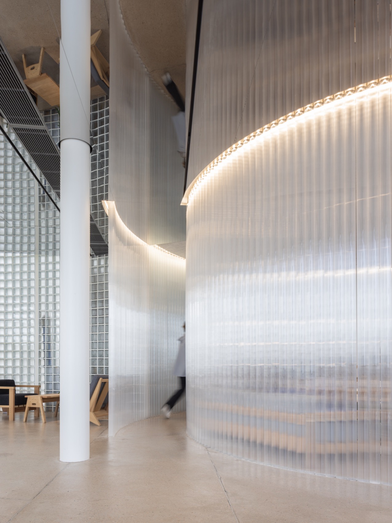 Dotcom Coffee青岛海边店 / Atelier LOONG-43