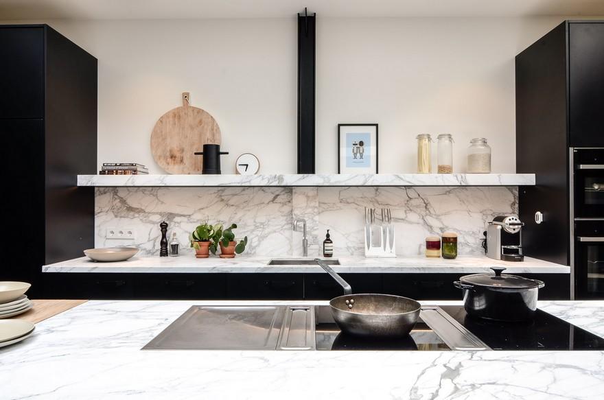 Old Amsterdam Canal House Converted into Beautiful Loft-12