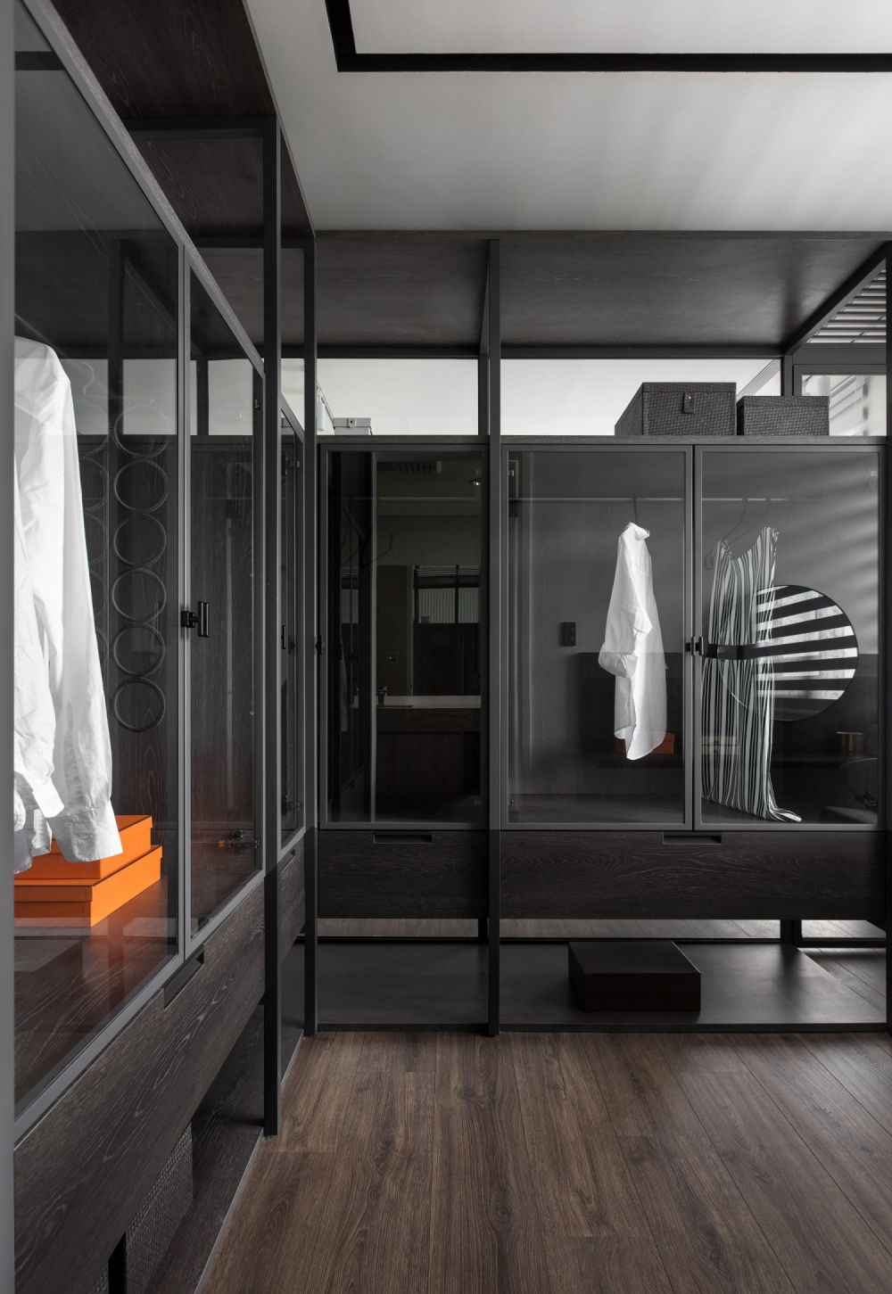 小户型衣帽间设计指南,3㎡空间也能打造炫酷衣帽间-71