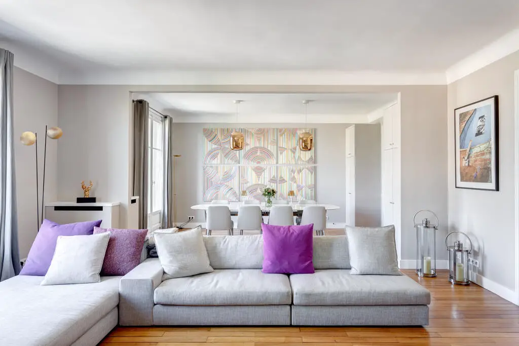 现代风家庭公寓 | 巴黎近郊的时尚居所-1