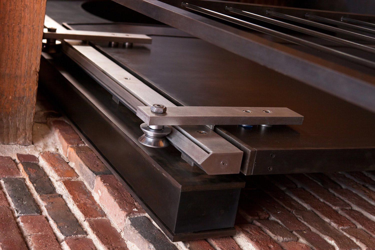 Loft designed for those interested in celebrating modern living in an authentic setting   CAANdesign  Architecture and home design blog-10