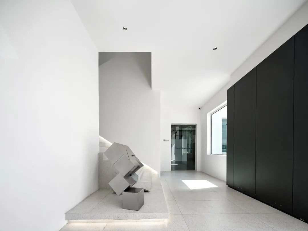 几何秩序中的创意空间——QI STUDIO 白墙之下-18