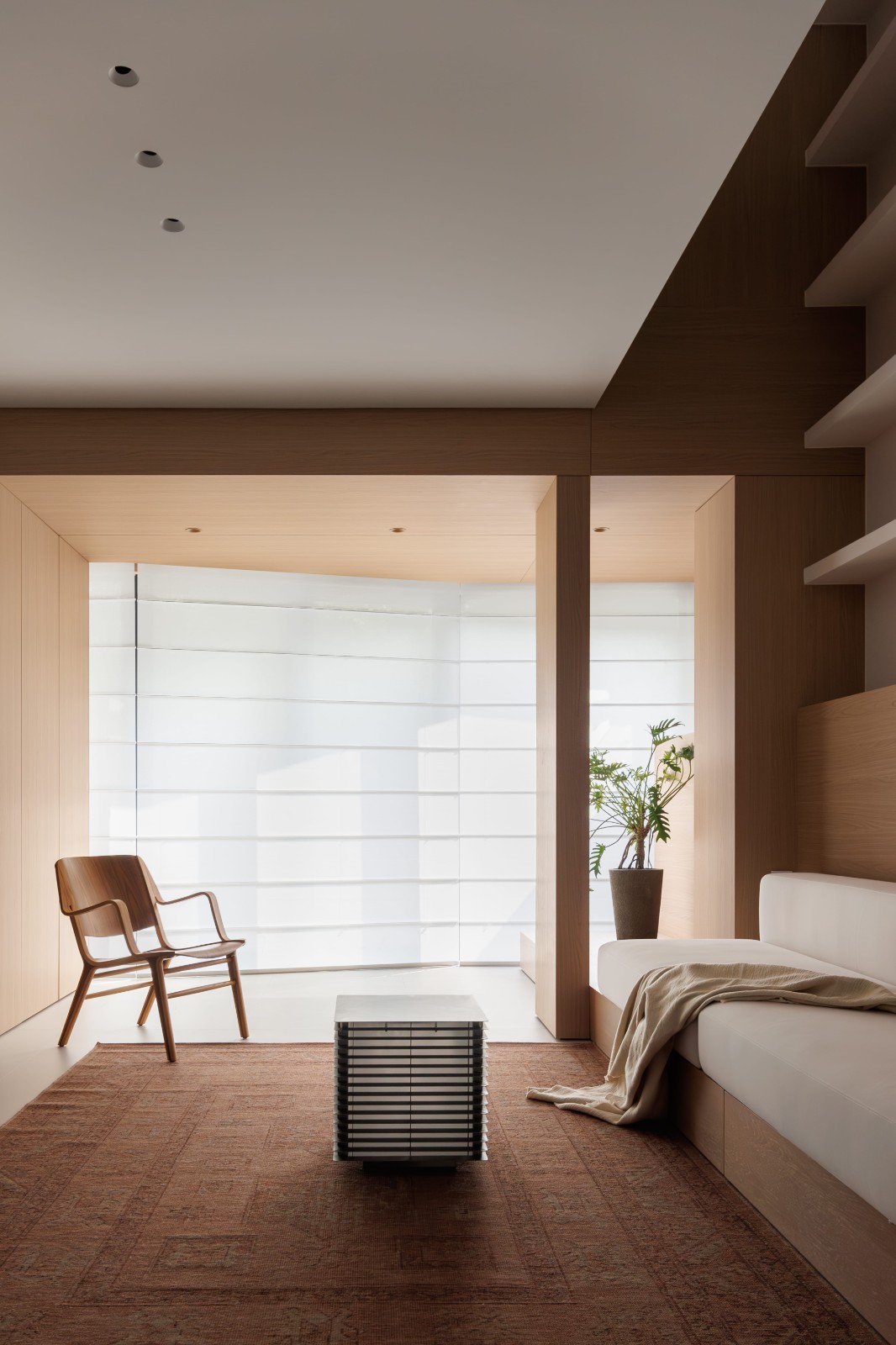 HURR赫设计丨复式的破界与重构:木质骨骼与简白画幕-11