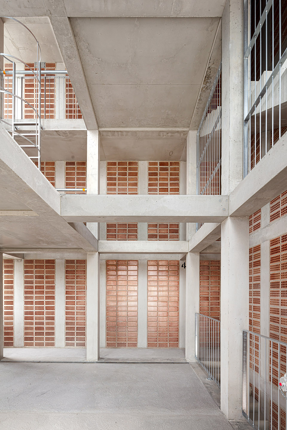 Vall d’Hebron 消防训练塔丨西班牙巴塞罗那丨Carles Enrich Studio-36