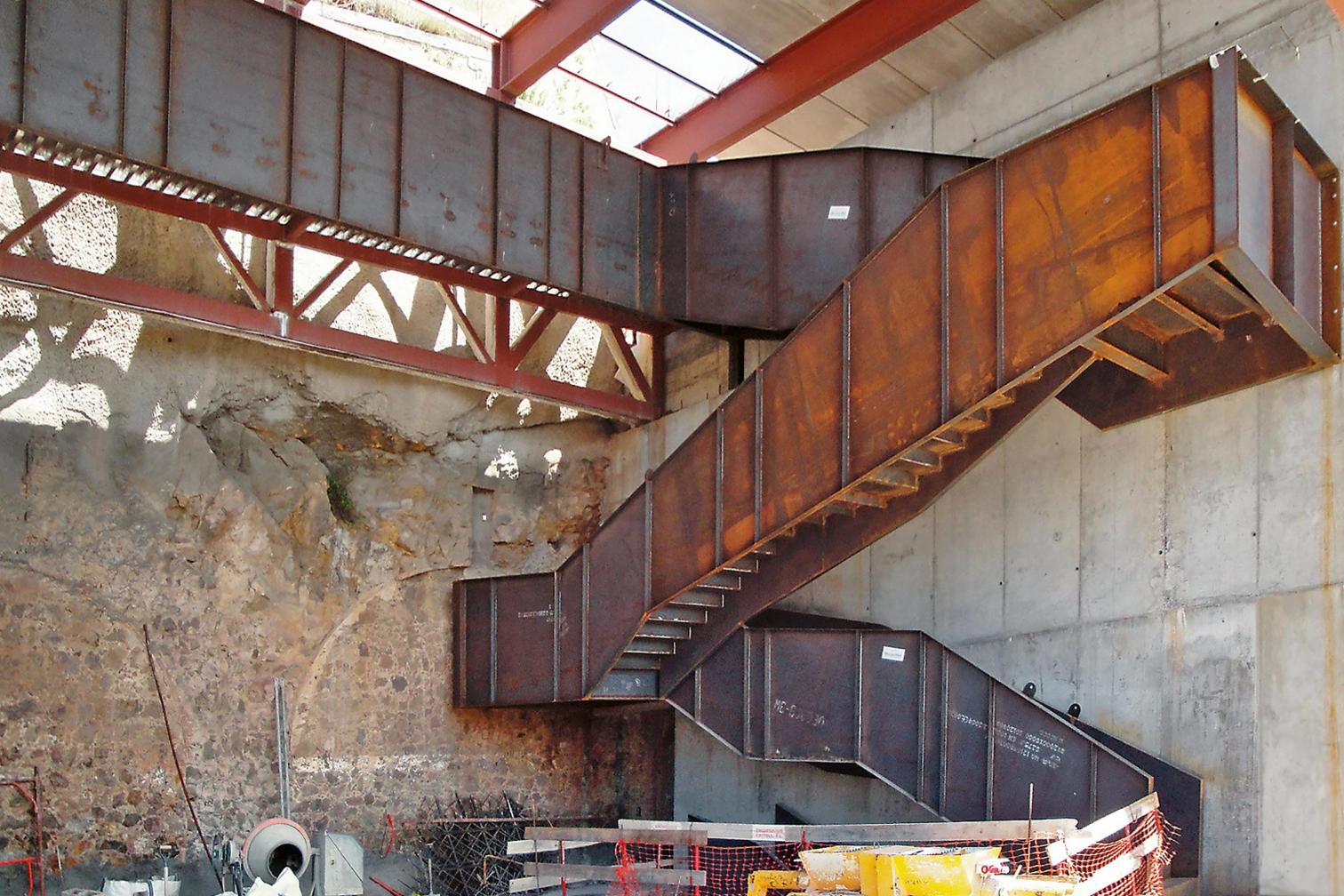 城堡艺术中心 · 历史与现代的完美融合-15