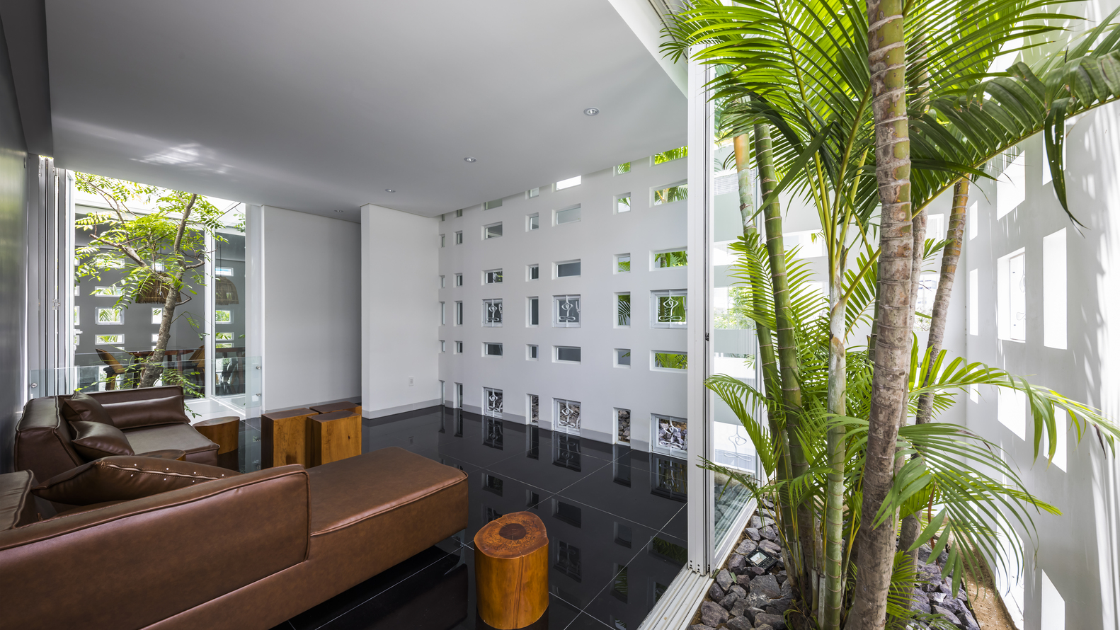 微风轻拂，光影共舞——自然之韵室内设计赏析-7