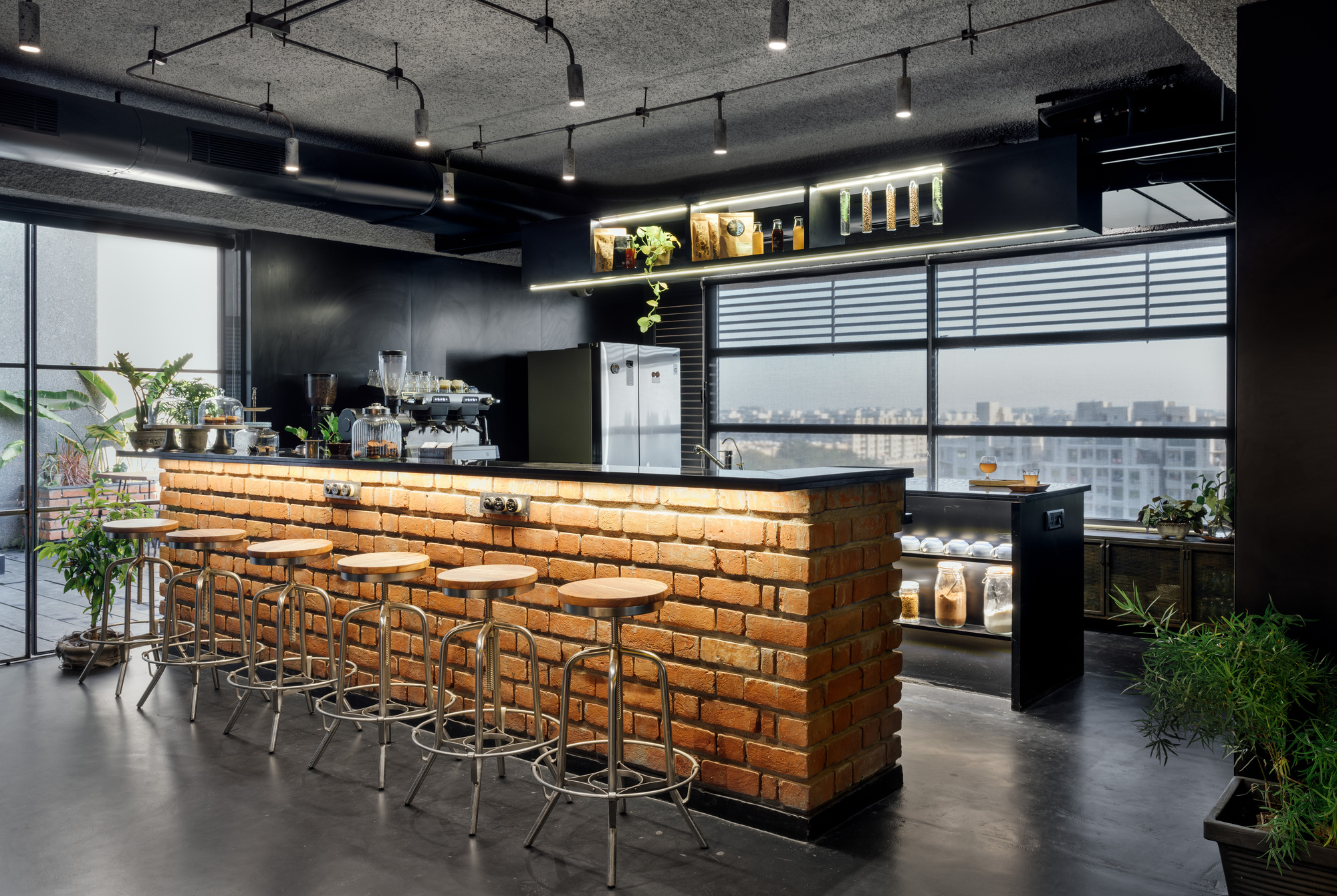 Modernist Coffee / The Crossboundaries-14