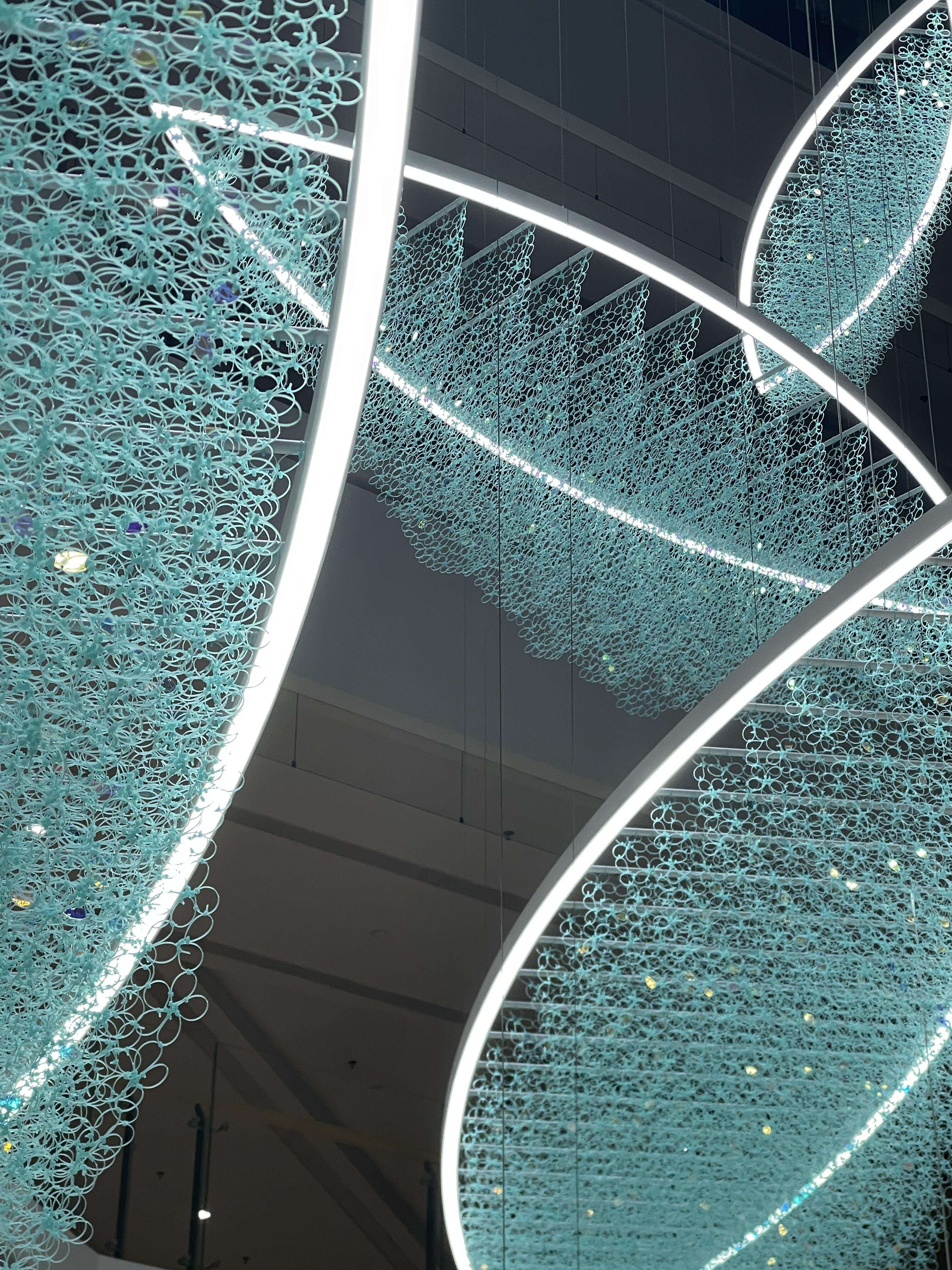 我用30萬根扎帶制作了一个艺术装置，撒出一片汪洋-6