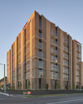 The Gandel Wing Hospital / Bates Smart