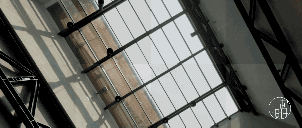 迪拜工业风总部大楼，黑红撞色大胆前卫-33