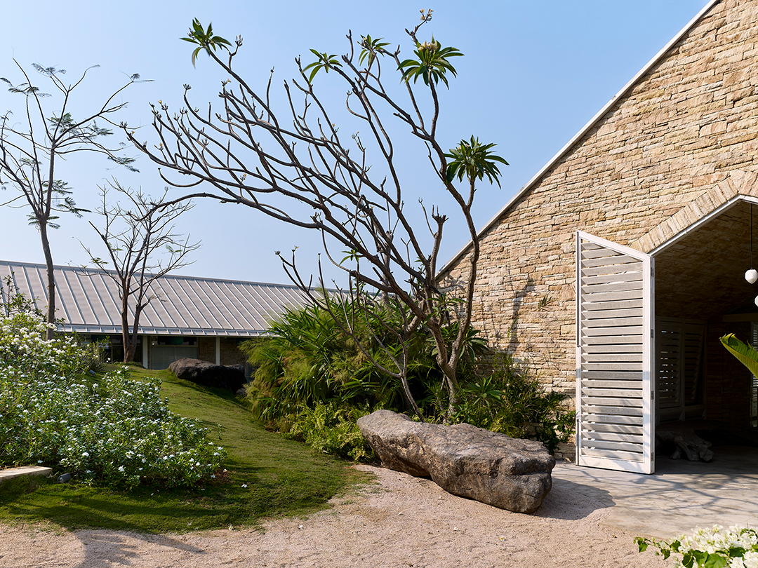 顺应自然的度假别墅 · 印度The Ray农庄度假别墅设计丨Architecture BRIO-75