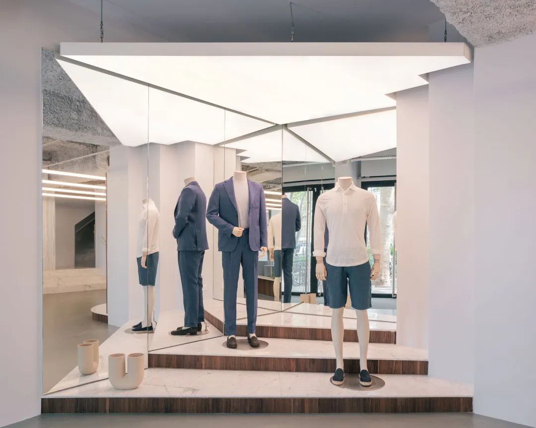 Luca Faloni Paris，法国巴黎-27