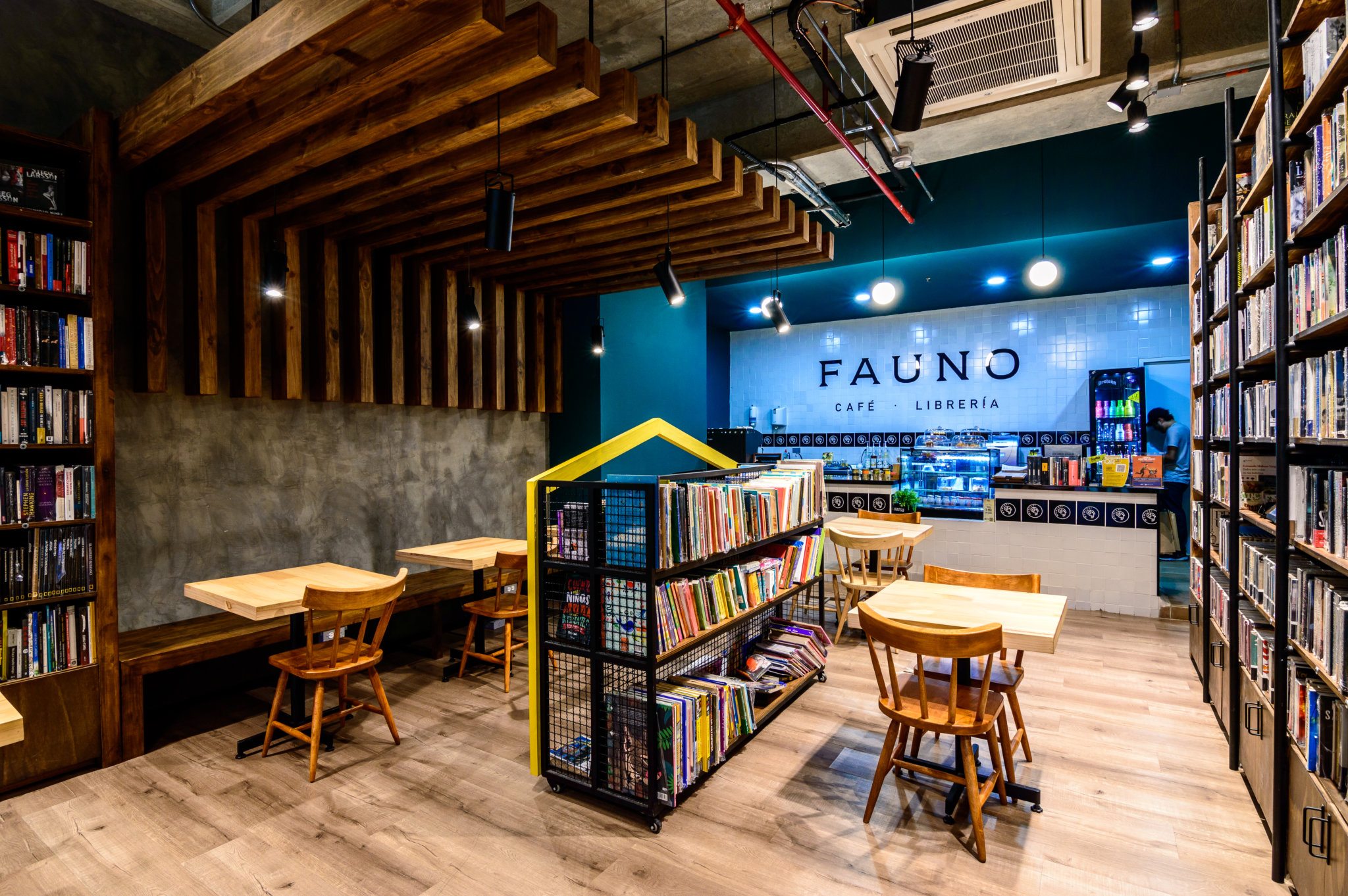 FAUNO – BOOKSTORE AND COFFEE-0