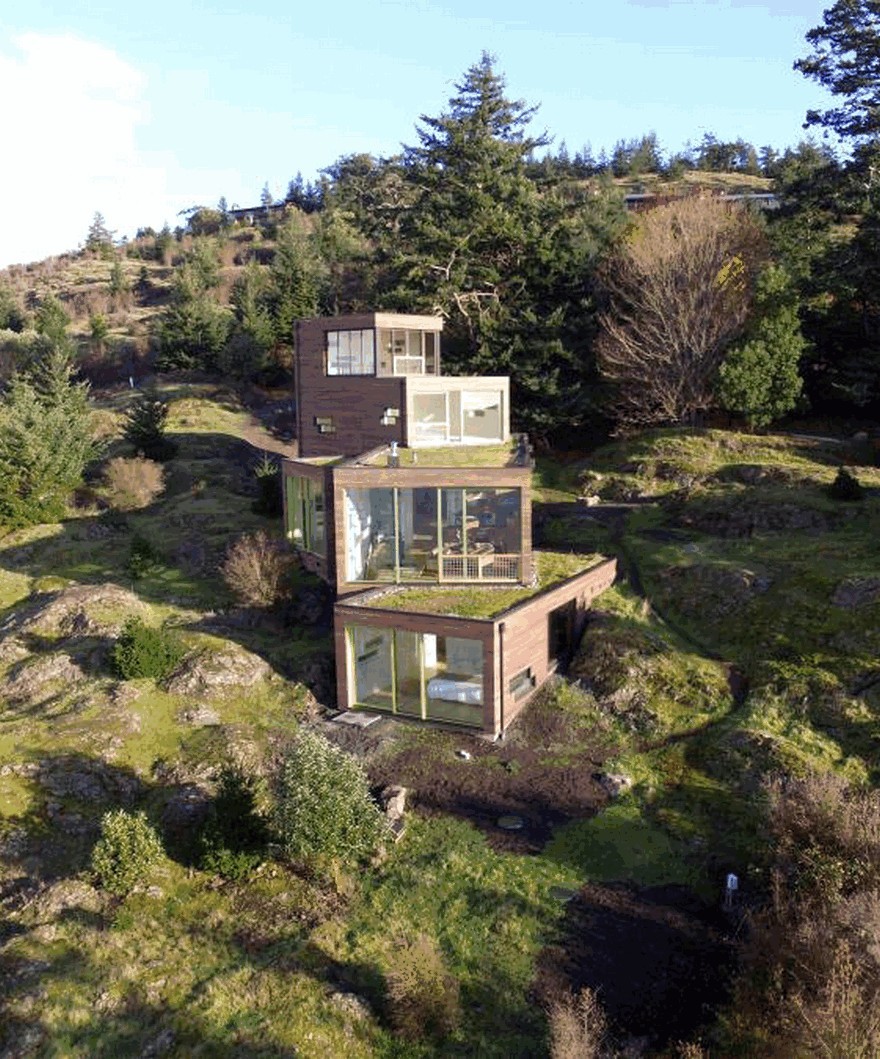 Four Stacked Boxes Defining Modern Family House in San Juan Island-6