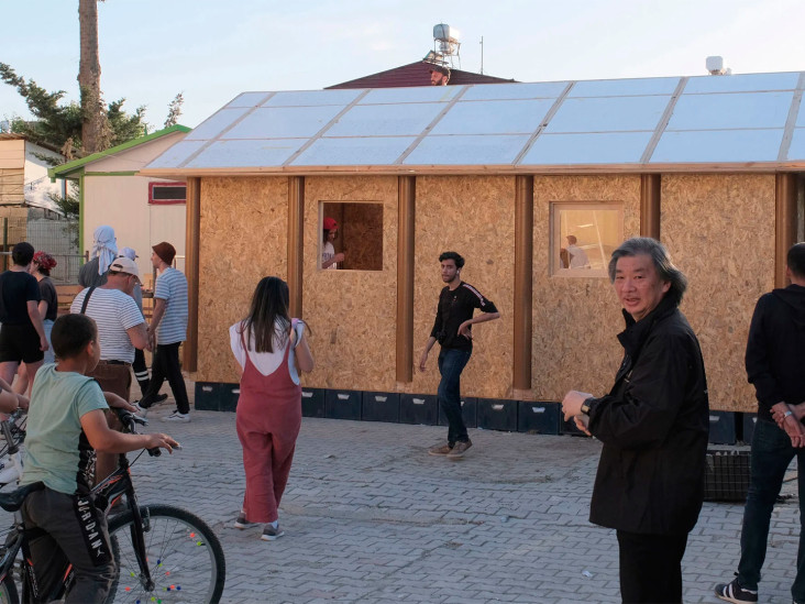 Современная архитектура: дом из бумажных трубок Шигеру Бана-8