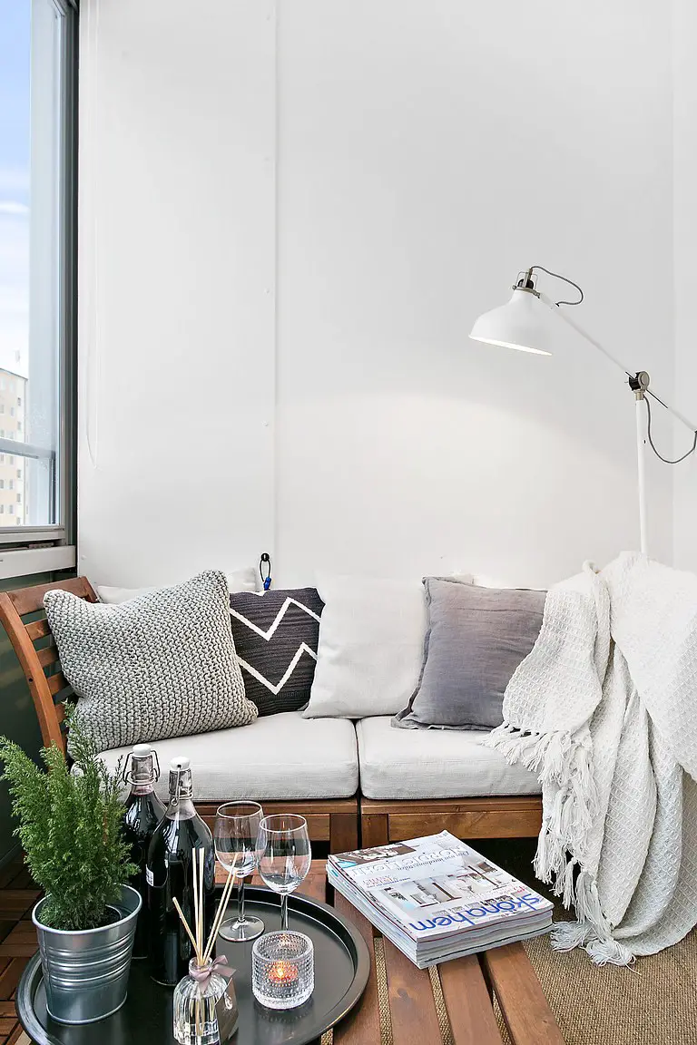 封闭阳台打造双重客厅，享受宁静阅读时光-17