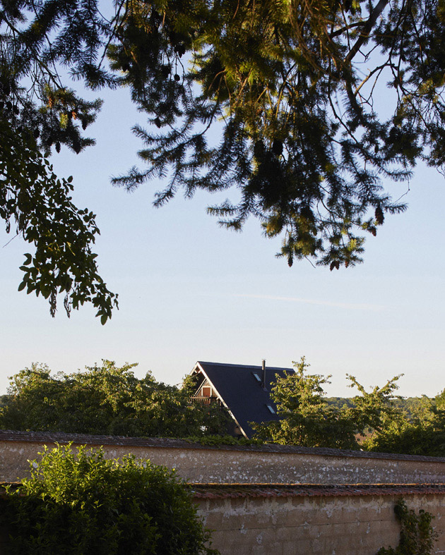 墙壁间的住宅，法国 / arba-7