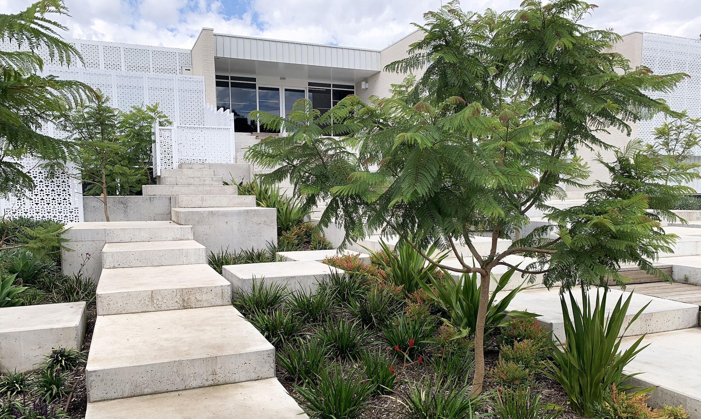 创意景观学习空间 · “巨人之路”融入圣弗朗西斯泽维尔学院-14