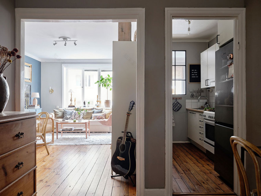 斯德哥尔摩 45 平米小公寓的蓝墙魅力-15
