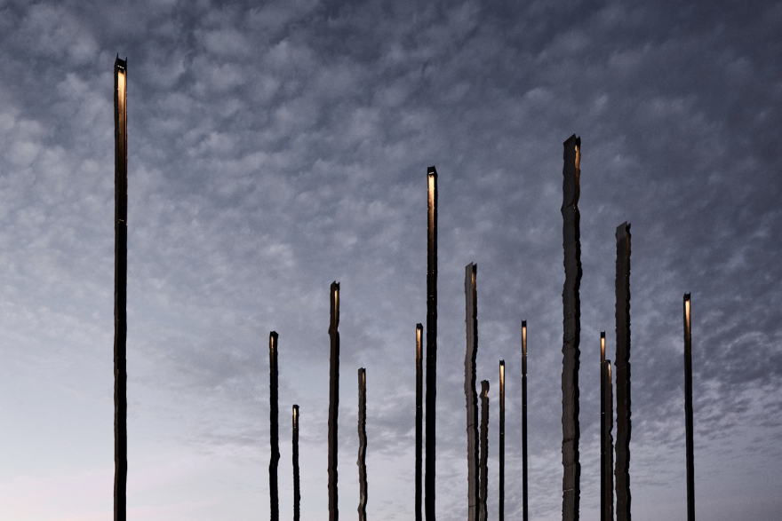 智利垂直景观公园 · 融合自然的艺术雕塑-43