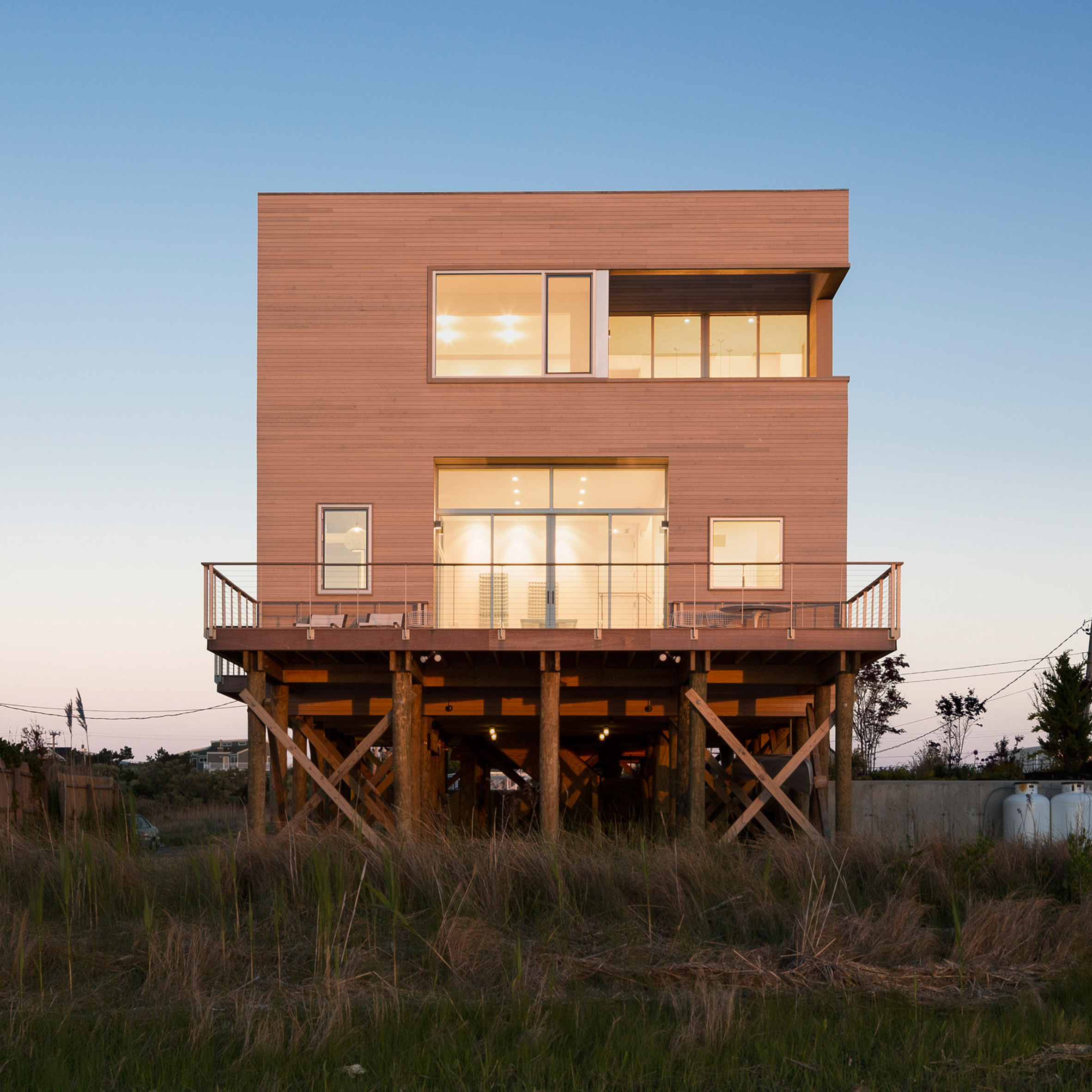 Cube House by Leroy Street Studio is a family beach retreat in the Hamptons | Dezeen-0