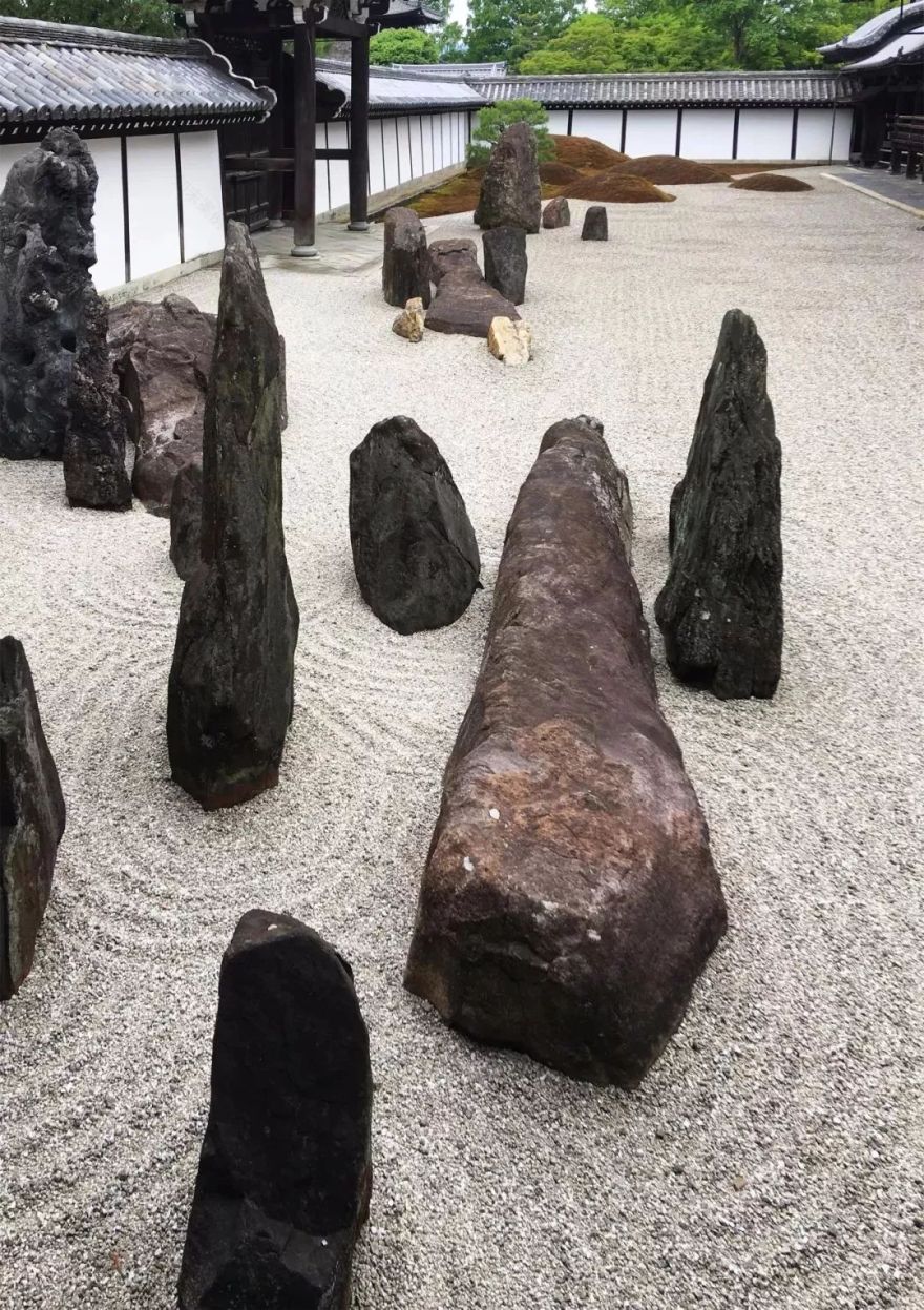 重森三铃的现代枯山水美学-32