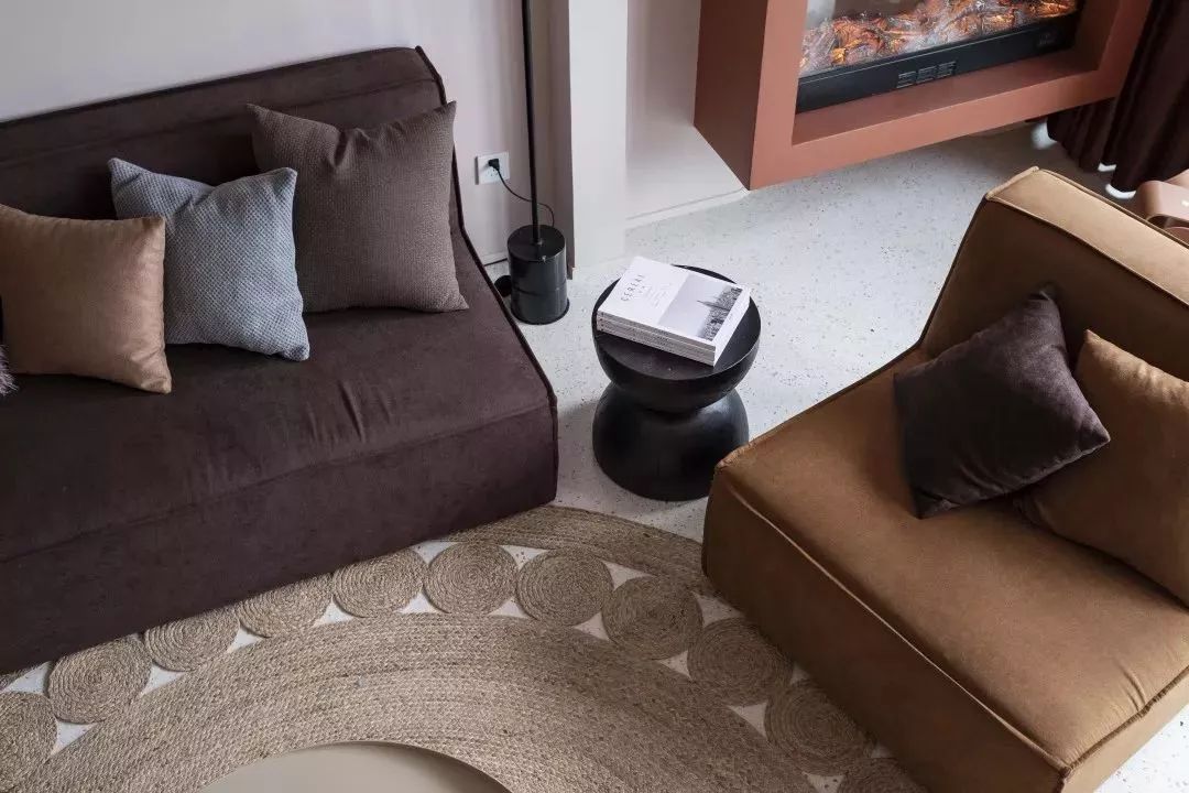 重庆 130㎡度假风家居，沉静文艺的异域空间-11