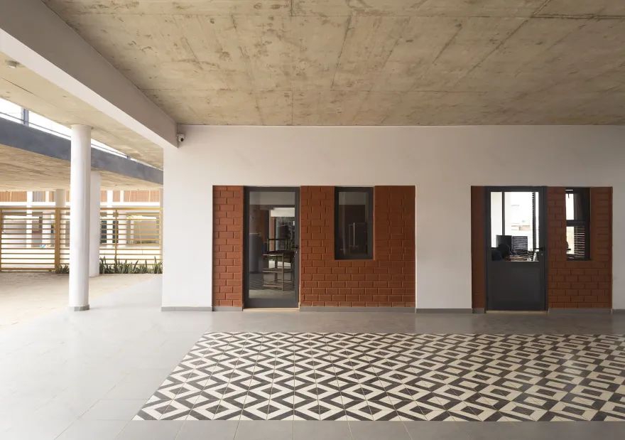 CITE SCOLAIRE INTERNATIONALE – CAMPUS NGOR-41