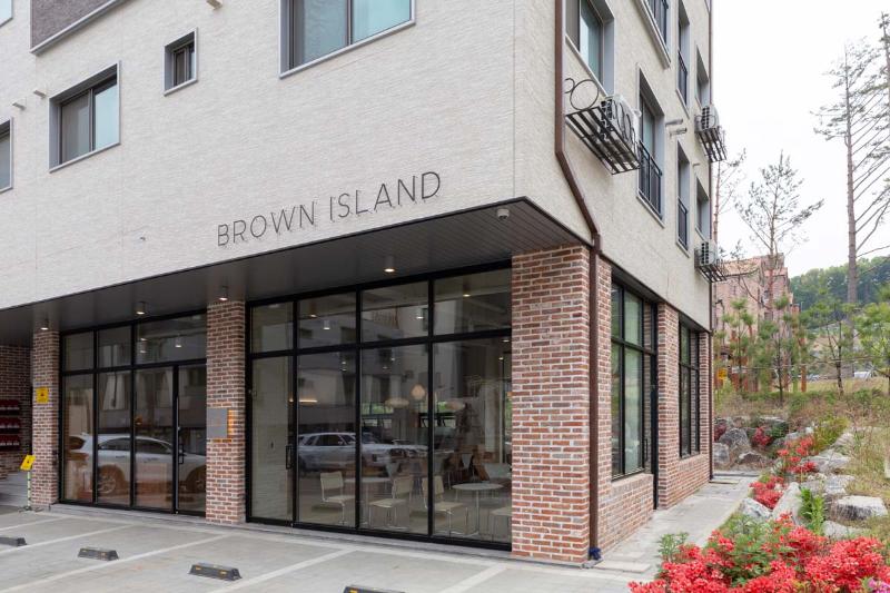 现代简约风 40 平咖啡厅设计-17