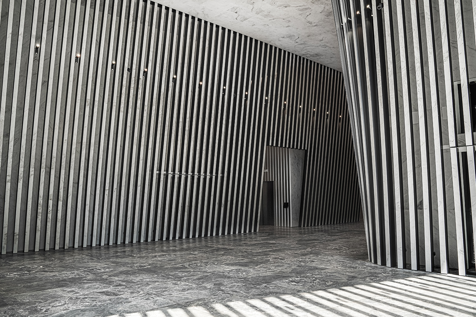 飞腾生活塔（注：FTLIFE可能是特定的品牌名、公司名等，此翻译仅按一般推测，Tower常见为塔的意思 ） -7