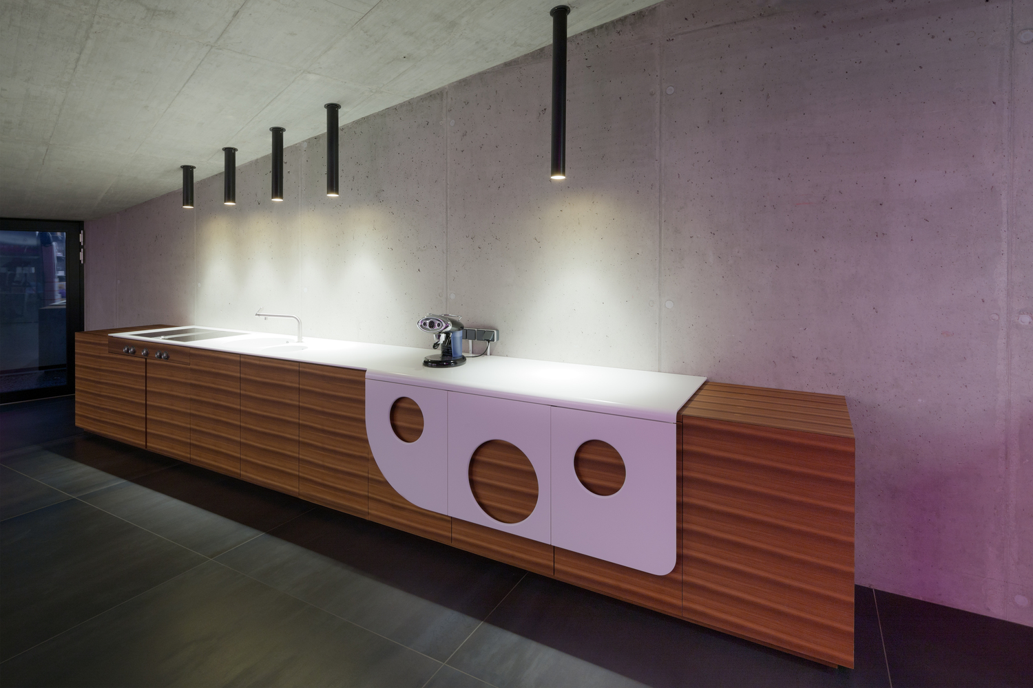 弗朗茨·克拉勒品牌南蒂罗尔地区奢侈品购物建筑设计-94