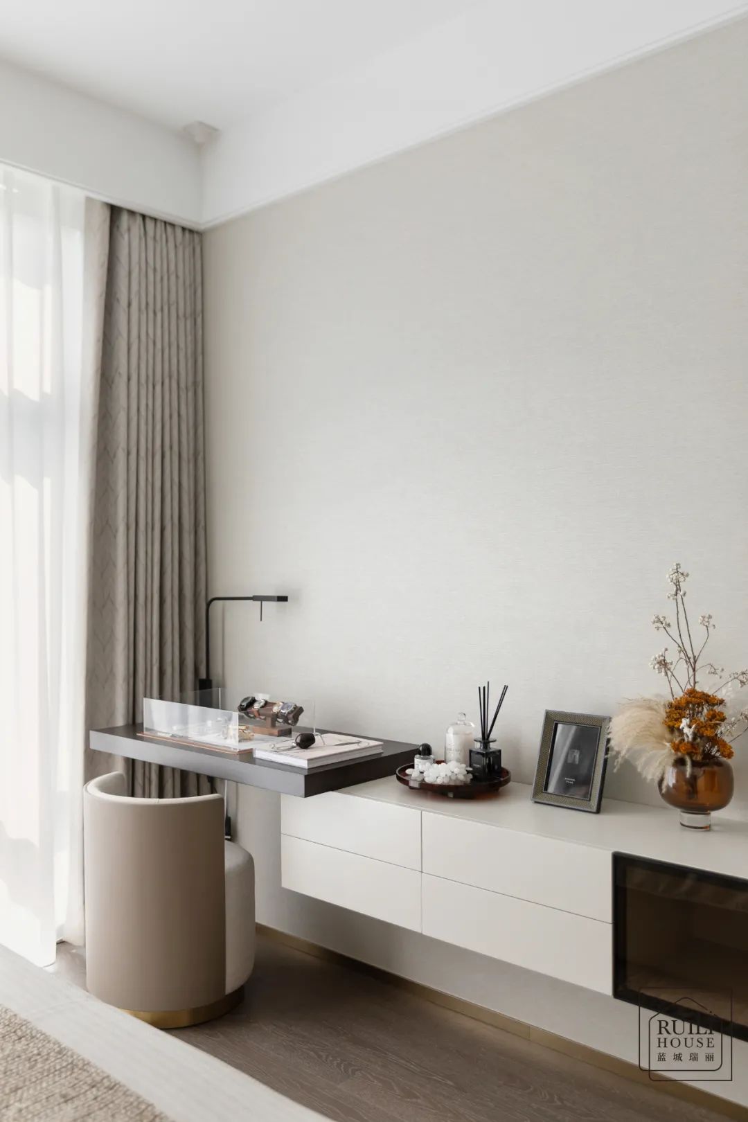 德清凤栖桃源中叠样板间丨中国浙江丨蓝城瑞丽家居-36