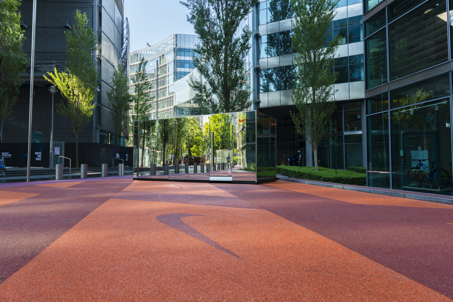 Nike Experience Hub - Potsdamer Platz | 融入环境的多功能运动空间-10