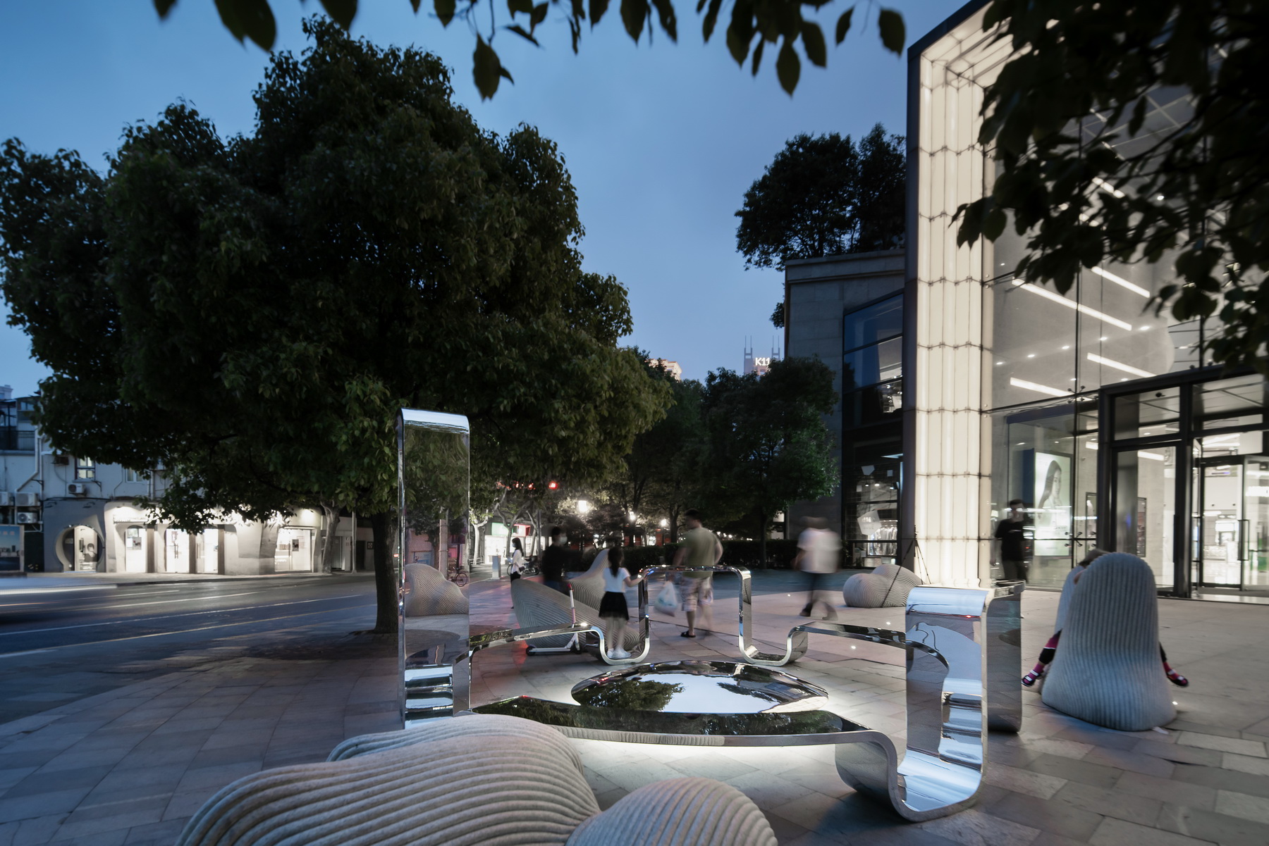  日清设计丨新天地艺术节—对抗“社交孤岛”的天空之镜  丨中国上海-50