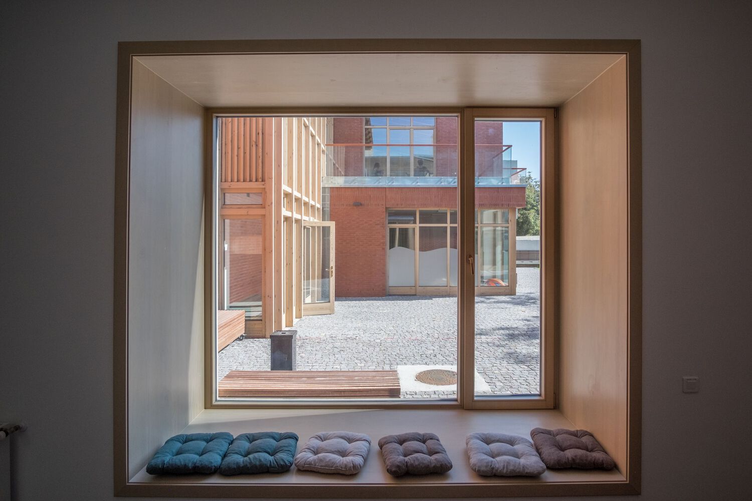 Târgu Mureș市爱心创新与生活质量社会中心丨罗马尼亚丨TEKTUM-26