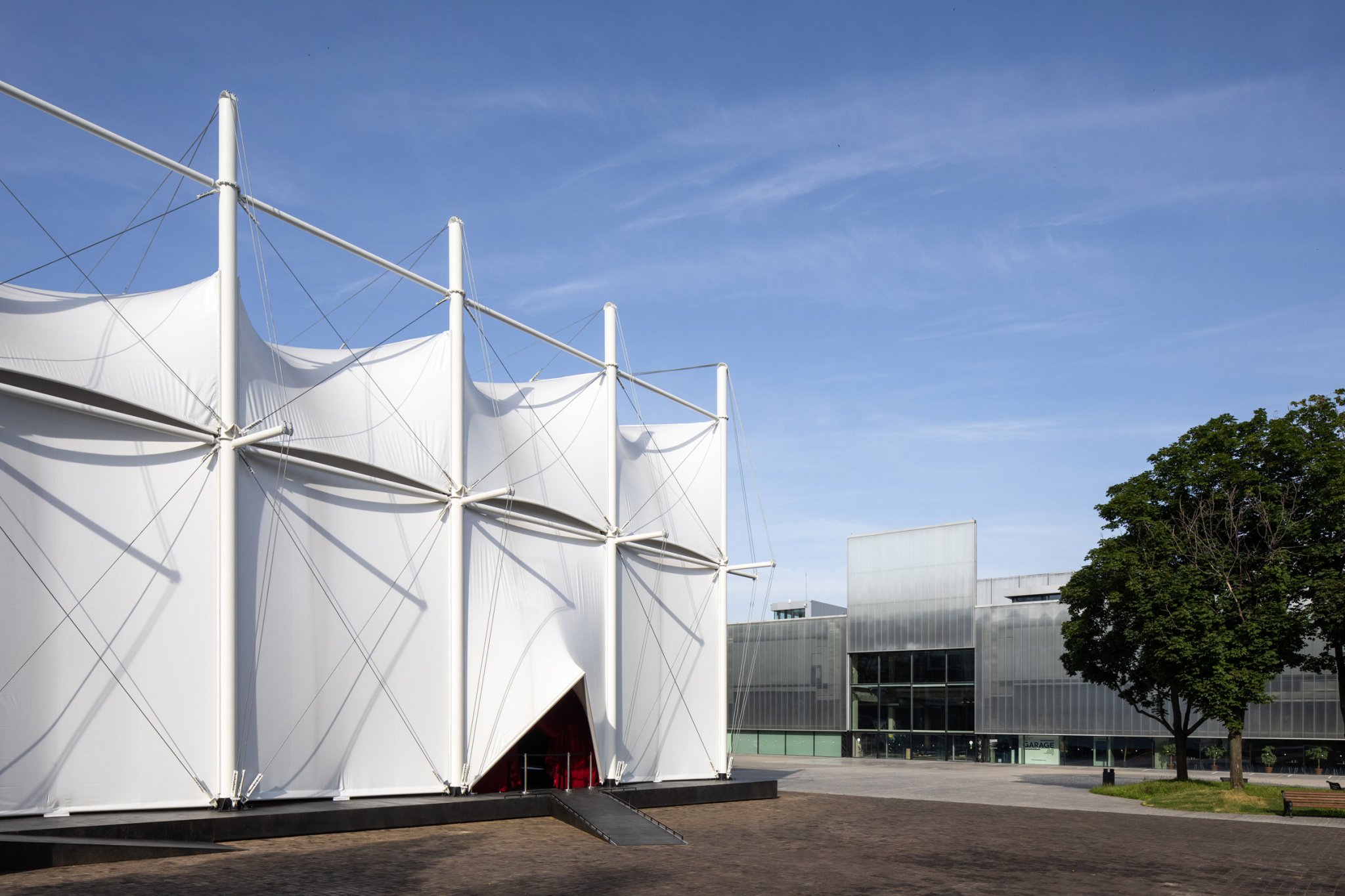 莫斯科临时影院“车库屏幕”-38