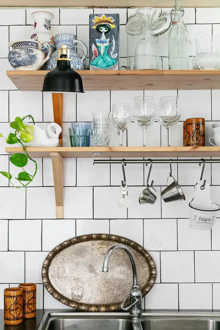 瑞典夫妻旧校舍改造的梦幻之家-3