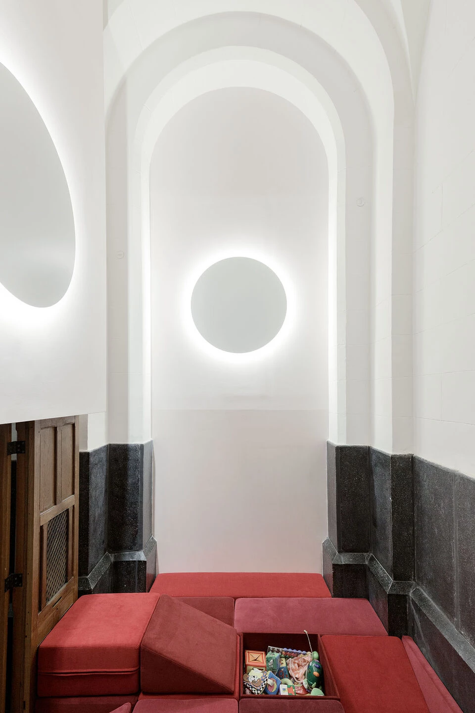 Play in Historic Sacral Spaces-21