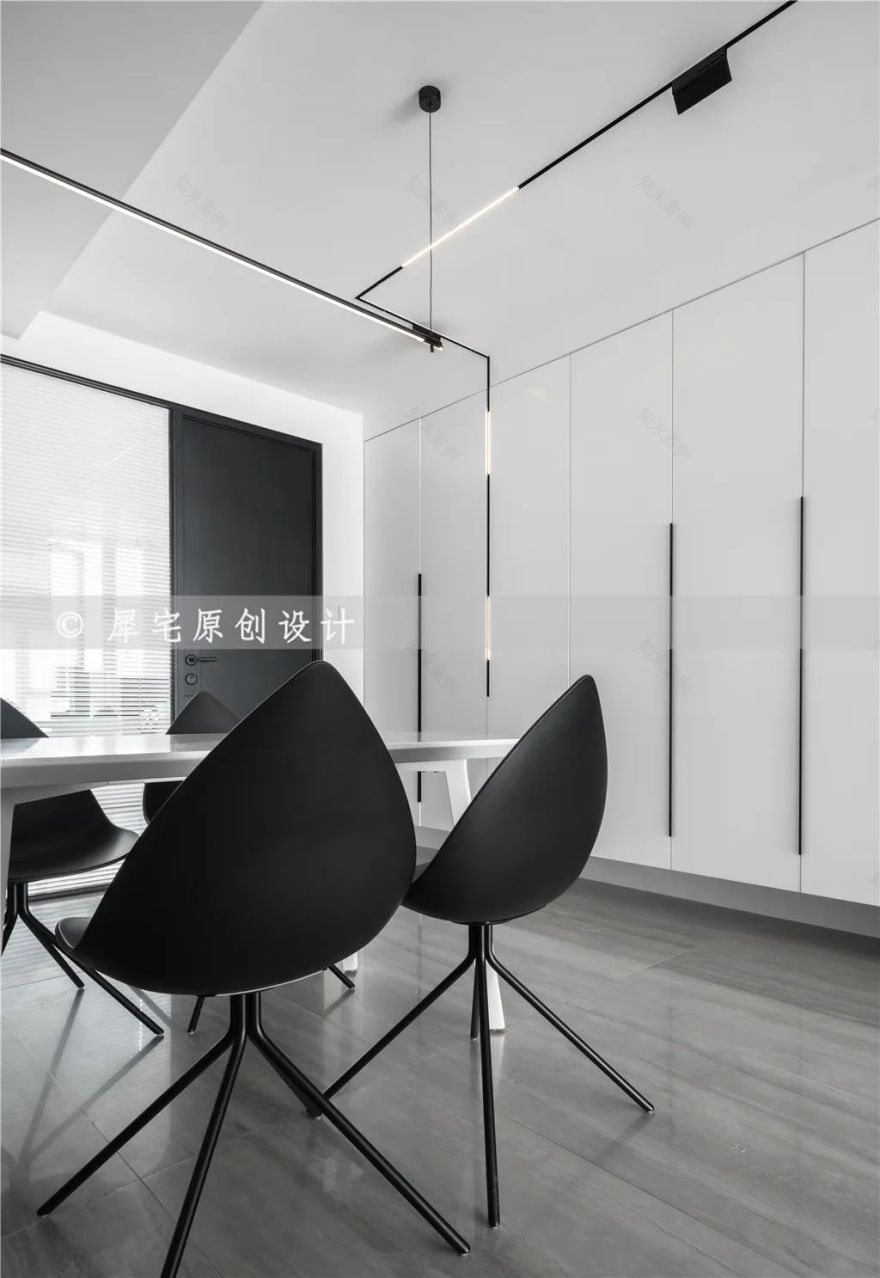 黑白极简光之居,孙姐家的大平层视野-54