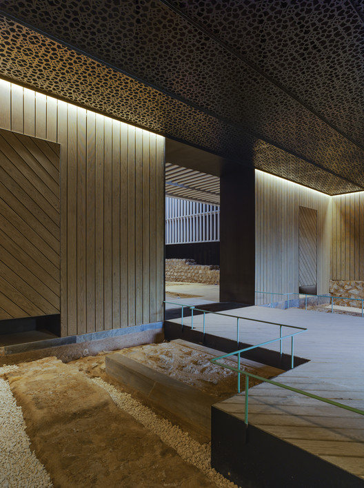 融合古今的 Molinete 博物馆设计-22