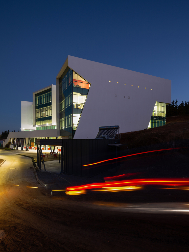 智利 PUCV 大学医学技术职业建设大楼-37