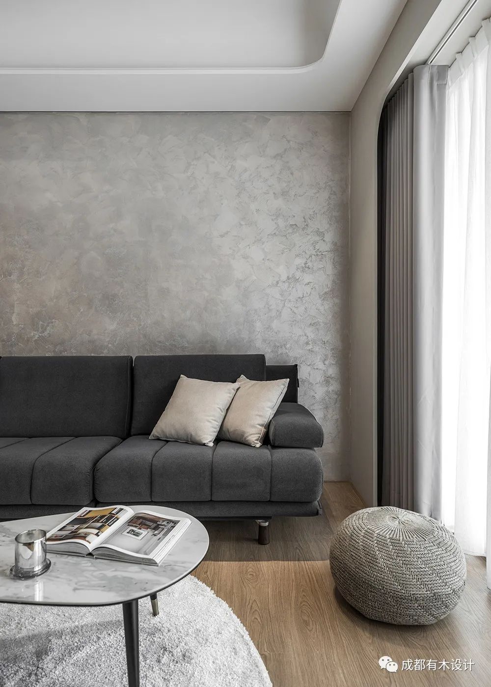 现代医疗从业者的静谧之家-21