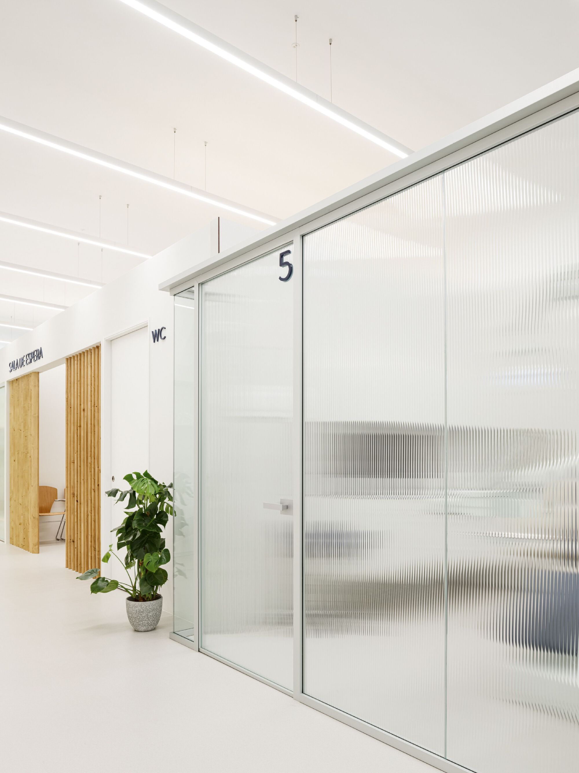 牙科诊所设计丨西班牙丨bvcr-8