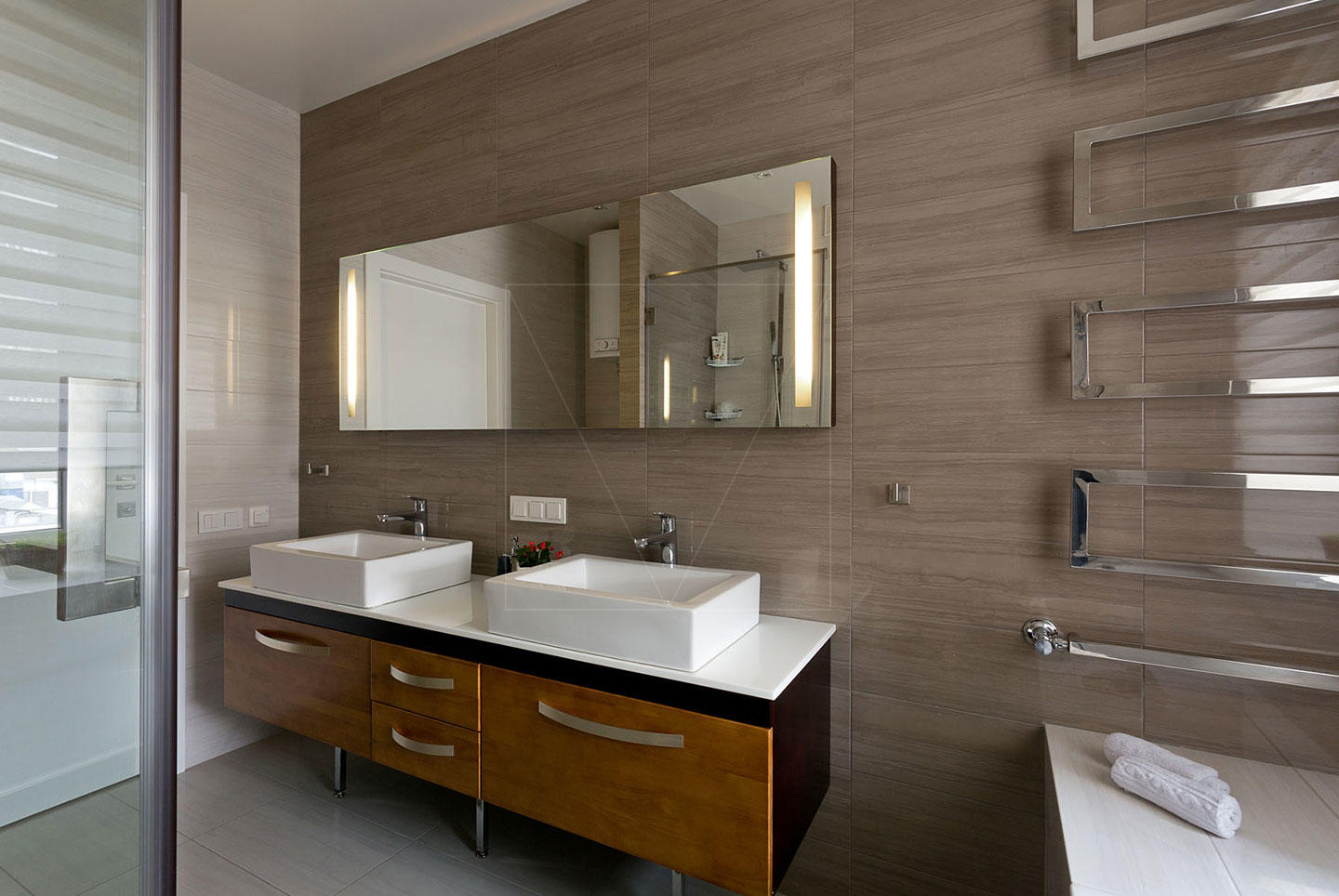 SUITE Sergey Makhno-11