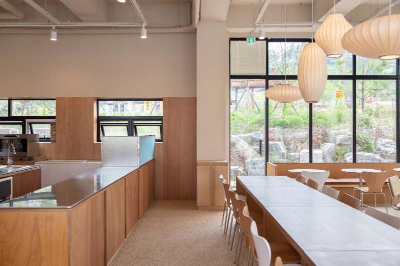 现代简约风 40 平咖啡厅设计-6