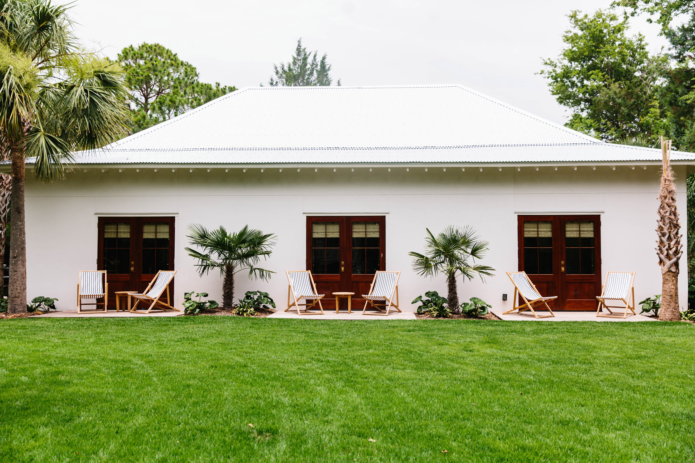 Tropical decor features inside renovated house in South Carolina-23