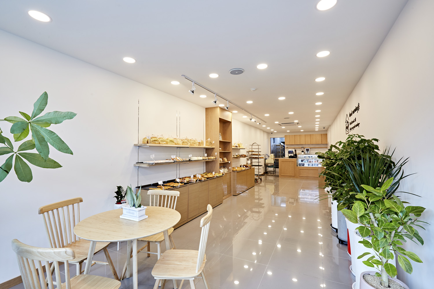 15 坪极简风烘焙店 设计成本解析-7