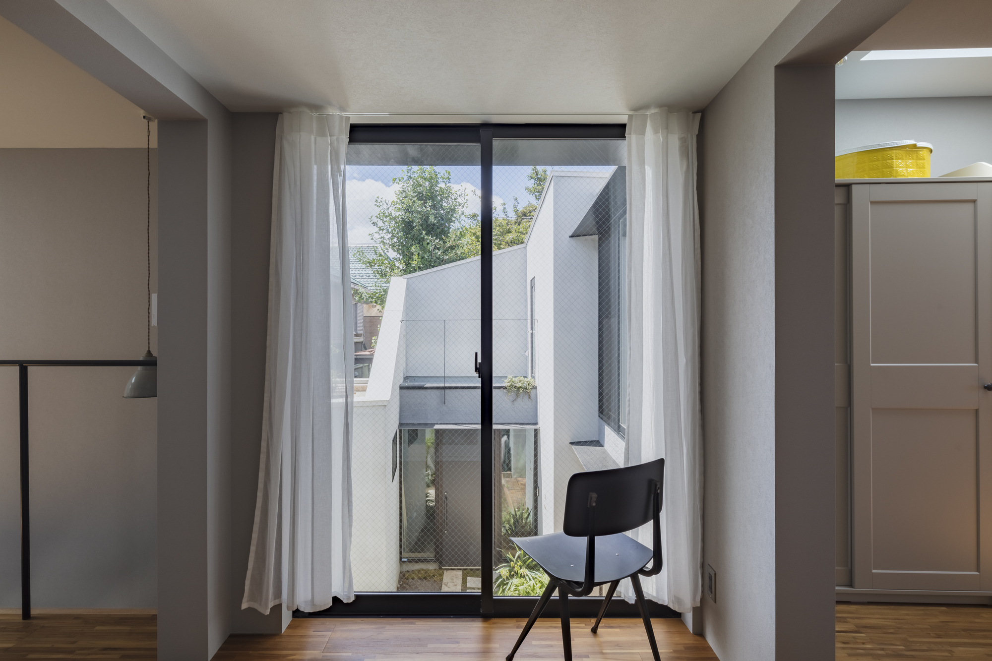 折叠屏风排屋丨日本东京丨DOG-32